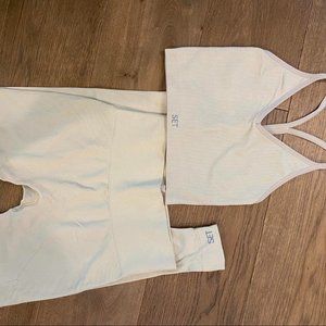 Set Active Sculptflex ribbed v bra & leggings in color cashmere